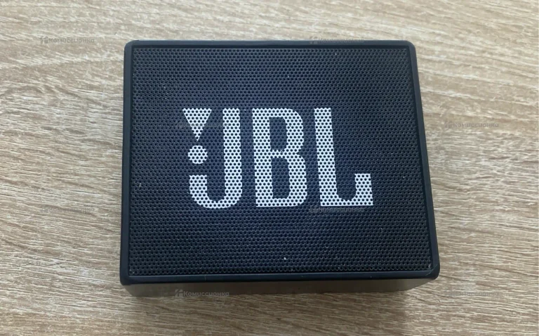 Колонка  jbl go