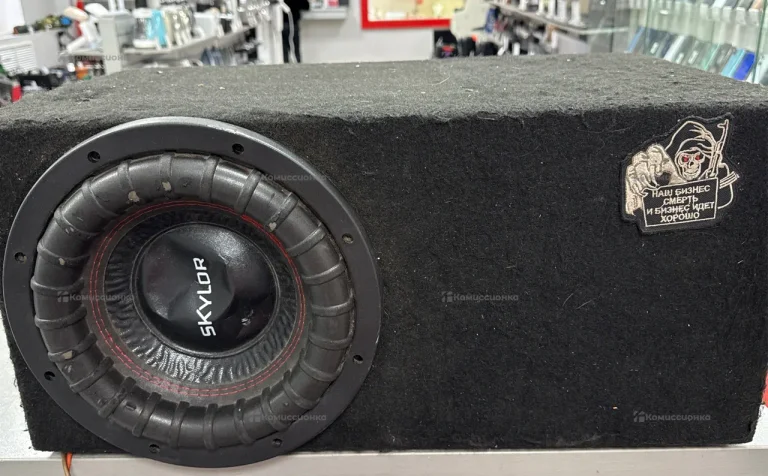Сабвуфер Skylor с коробом
