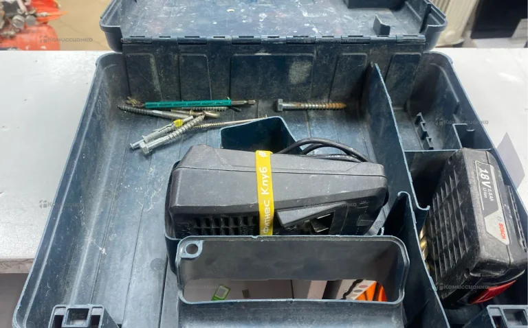 Дрель шуруповерт Bosch GSR-1800