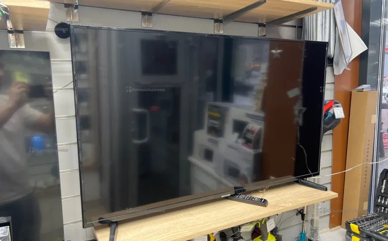 Телевизор Samsung eu50nu7002