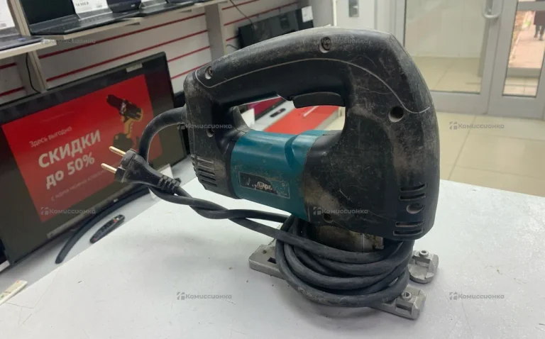 Электролобзик makita 4340FCT