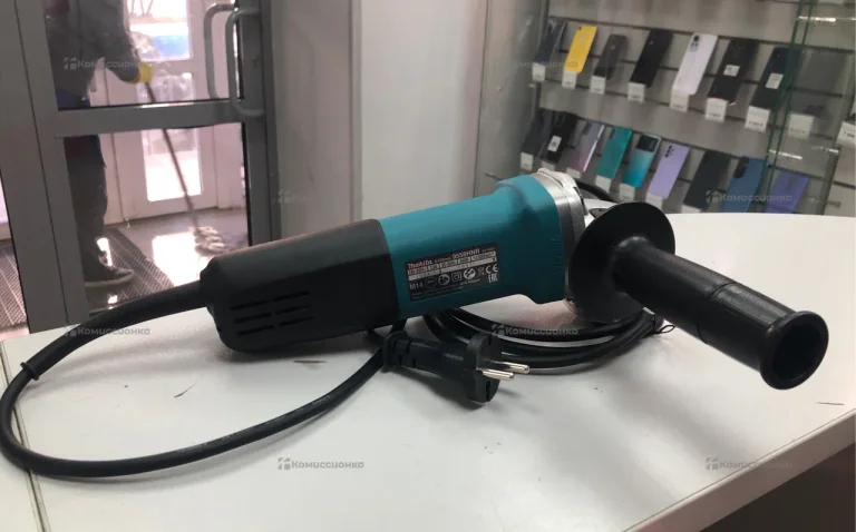 УШМ Makita 9558HNR