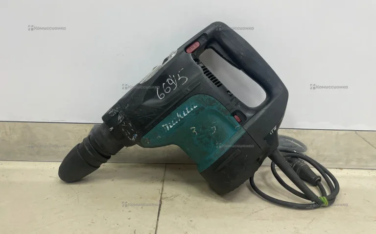 Перфоратор makita HR4501C