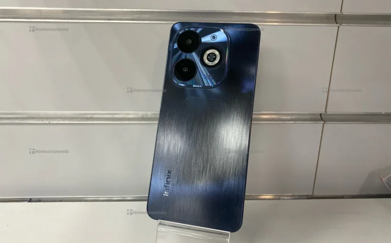 Infinix smart 8 pro 4/256Gb