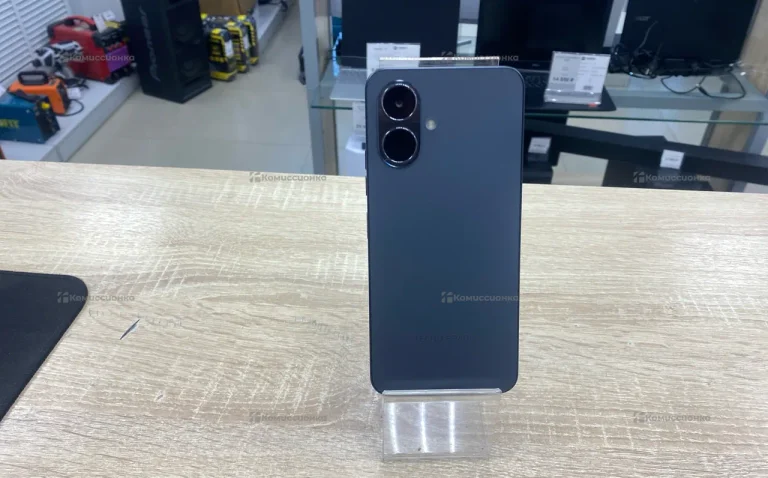 Tecno Spark Go 2 4/128 ГБ