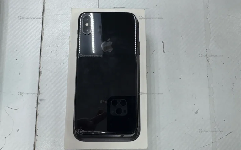 Apple iPhone X 3/64 ГБ