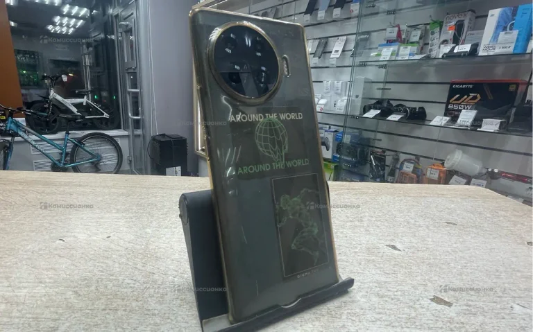 Tecno Spark 20 Pro+ 8/256 ГБ