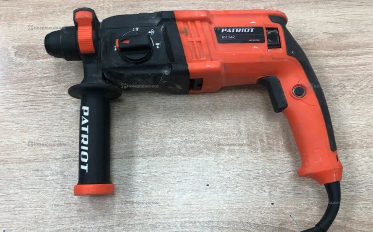 перфоратор RH242