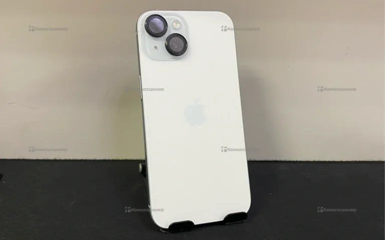 Apple iPhone 15 6/128 ГБ