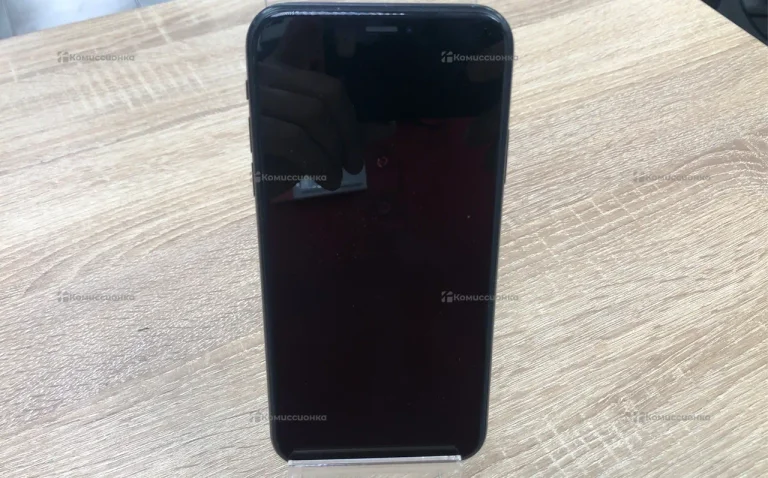 Apple IPhone XR 64Гб