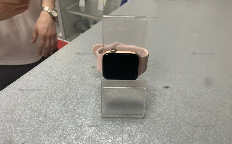 Часы  Apple Watch 44 mm