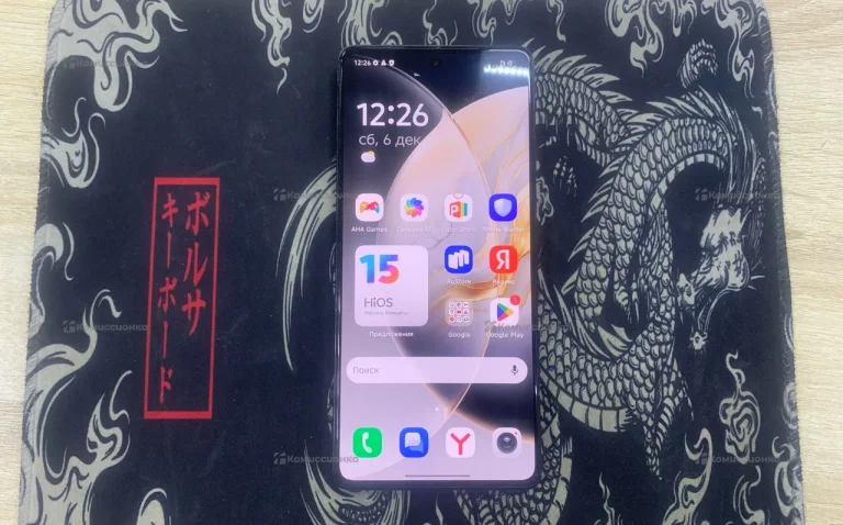 Tecno Camon 30 8/256 ГБ