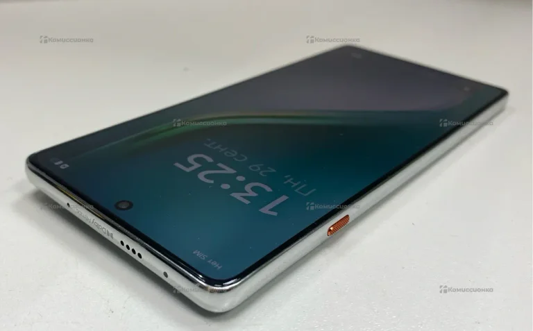 Tecno Camon 40 8/256 ГБ