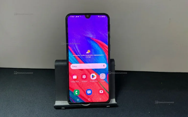 Samsung Galaxy A40 4/64 ГБ