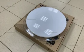 светильник Leek 75w с пультом.