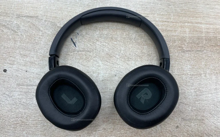 Наушники  JBL TUNE 770nc