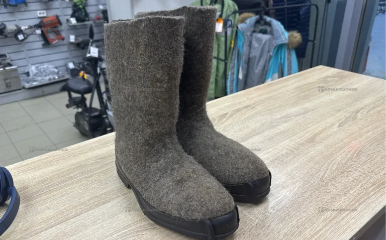 Зимние валенки на подошве