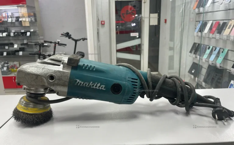 УШМ makita GA9020