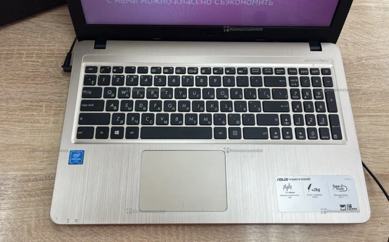 Ноутбук  ASUS