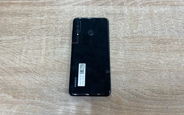 Huawei P30 lite 4/128 ГБ