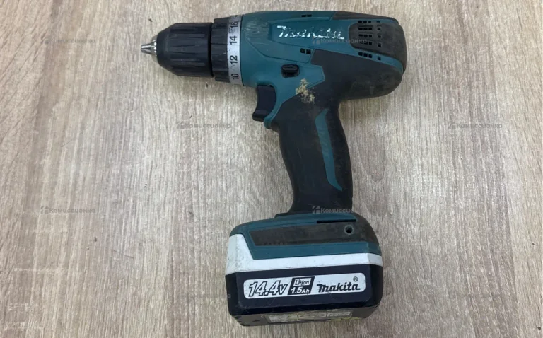 Дркль-шуруповерт Makita DF347D