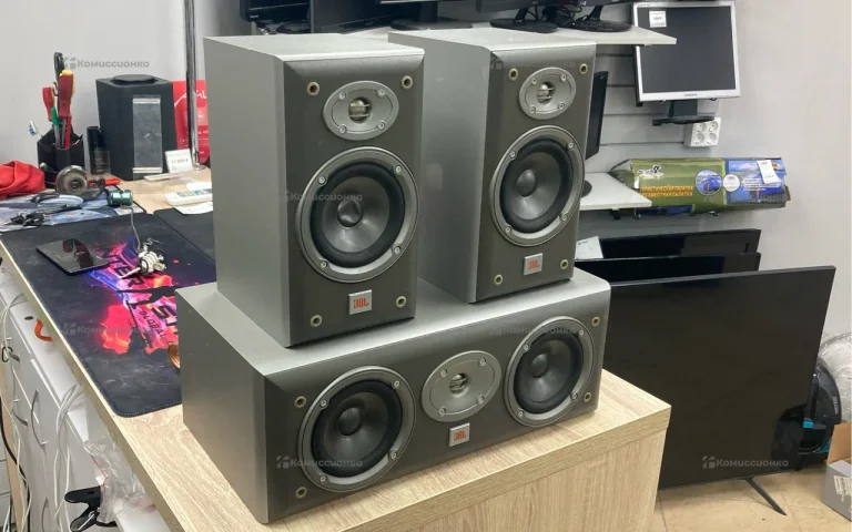 Колонки JBL E20 + центр