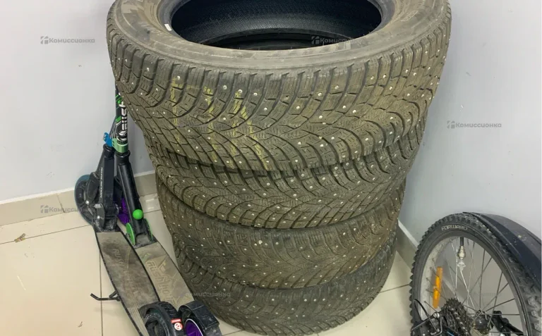 ЗимнЯ резина 235/60r18  2024 год iceLynx triangle