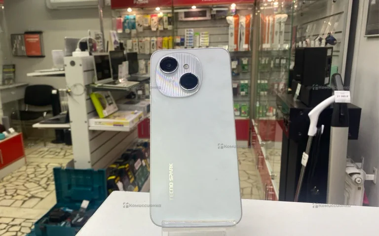 Tecno Spark Go 1 3/64 ГБ