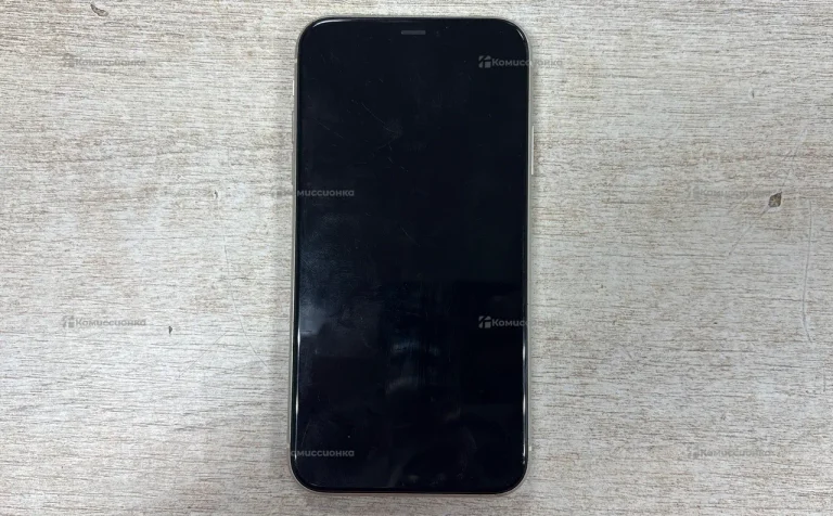 Apple iPhone 11 4/64 ГБ