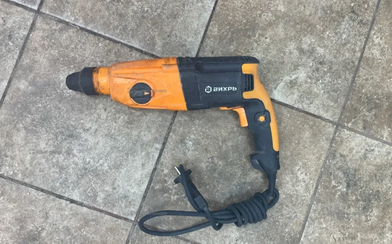 перфоратор вихрь п750