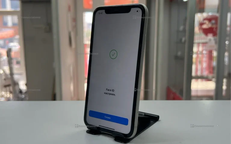 Apple IPhone 11 64Gb