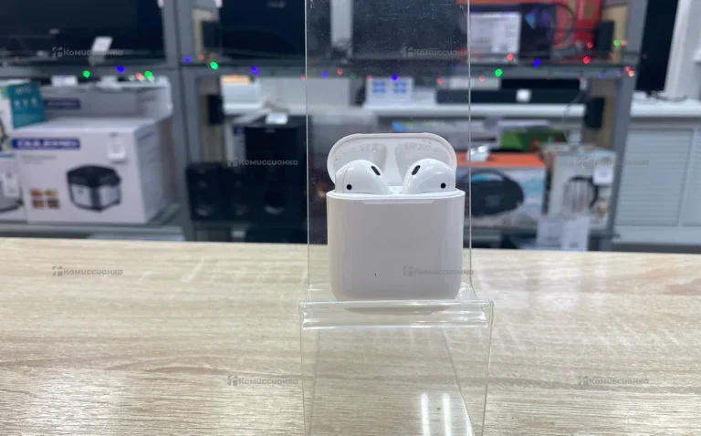 Наушники AirPods