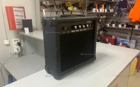 Гитарный усилитель rockstar ga-20