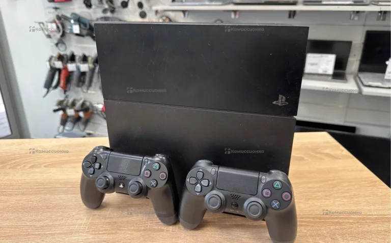 Приставка Sony PS 4 FAT 500gb