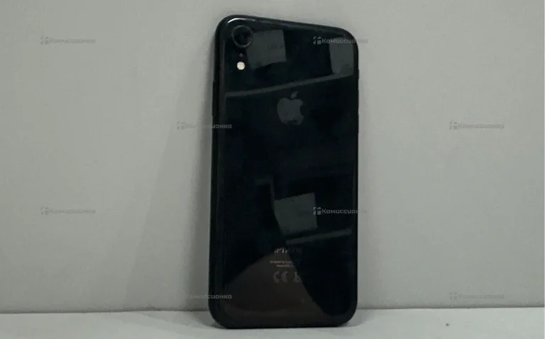 Apple iPhone XR 3/64 ГБ