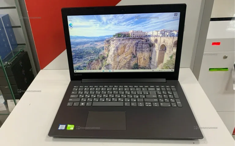 Ноутбук Lenovo Ideapad 330