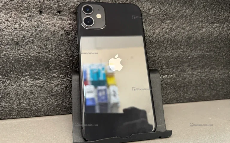 Apple iPhone 11 4/128 ГБ