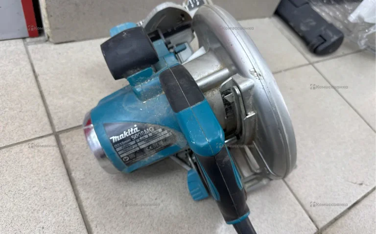 Дисковая пила makita 5008MG