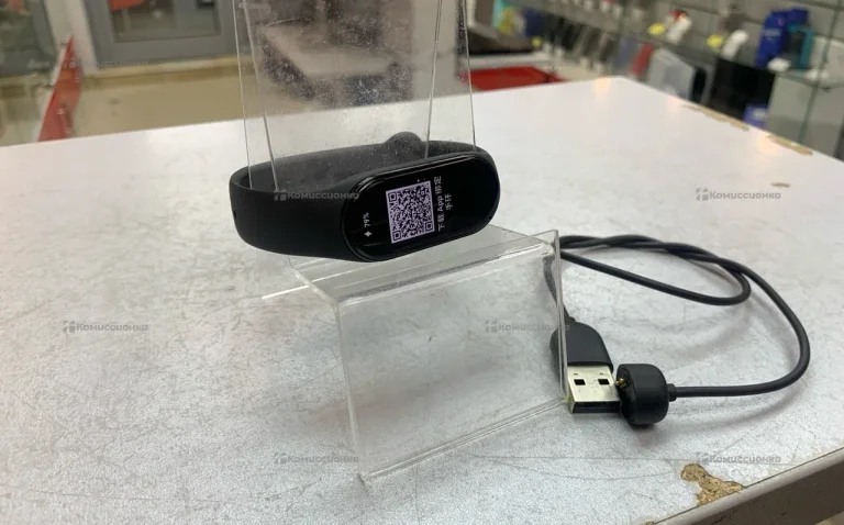 Часы  Xiaomi Band 7