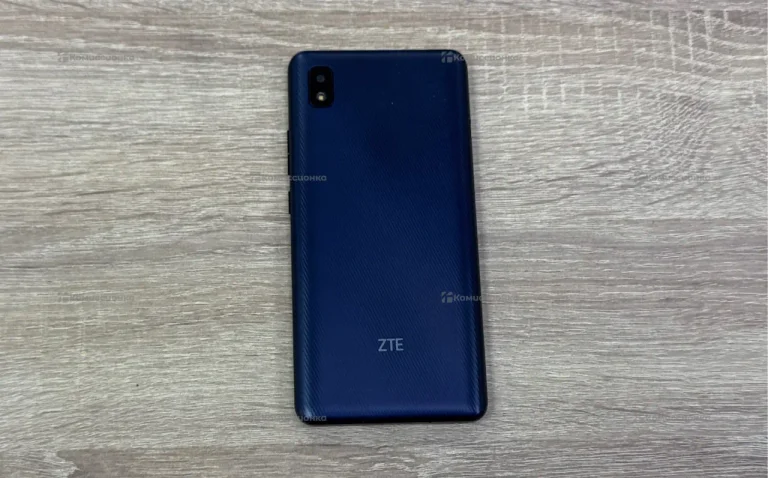 ZTE Blade L210 1/32 ГБ