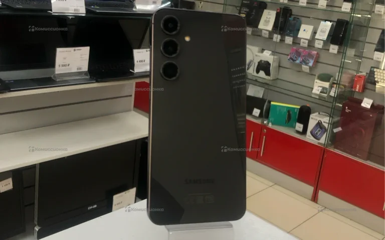 Samsung s24fe 8/256gb