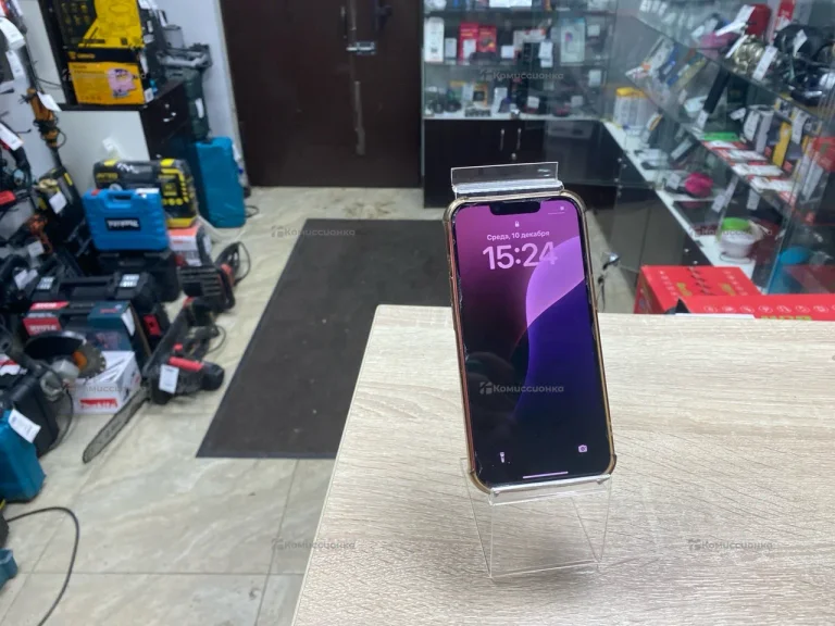 Apple iPhone 14 6/128 ГБ