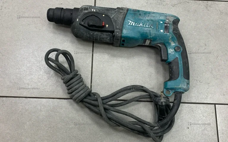 Перфоратор Makita 2470HR