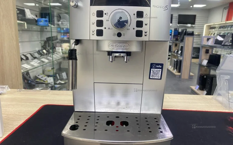 Кофемашина DeLonghi Magnifica S