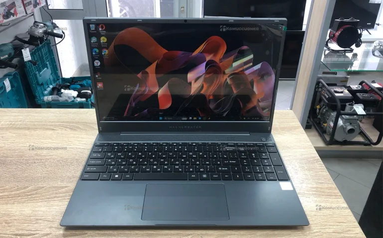 ноутбук Machcreator intel core i3