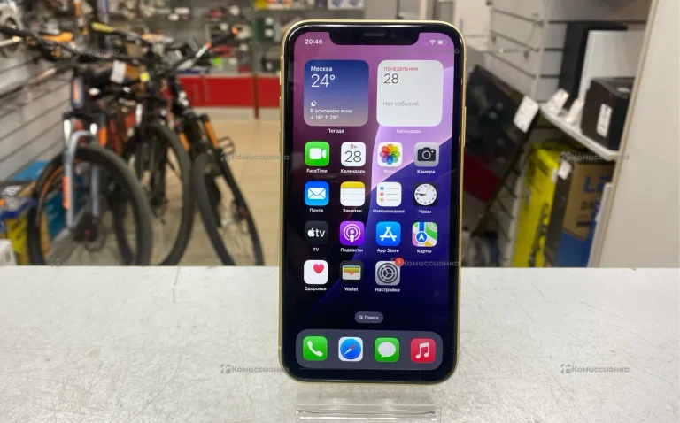Apple IPhone XR 64Гб