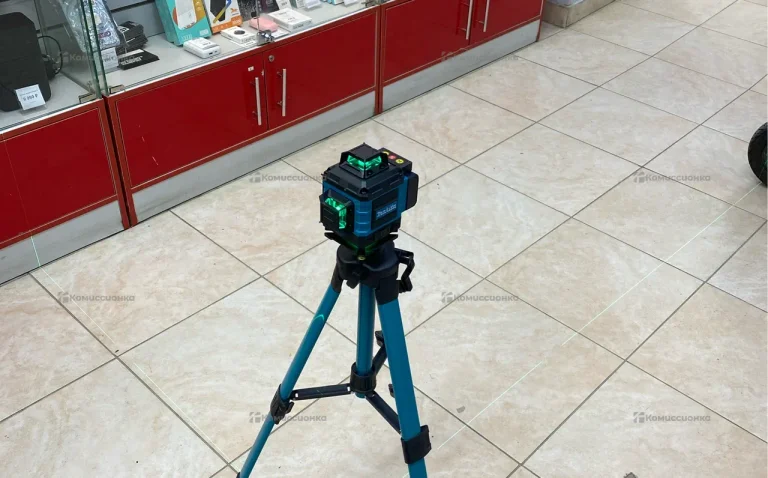 Лазерный уровень Makita 16 линий