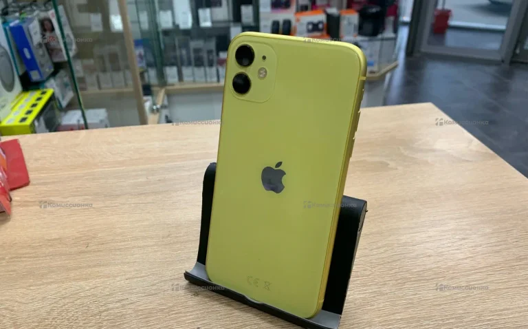 Apple iPhone 11 4/128 ГБ