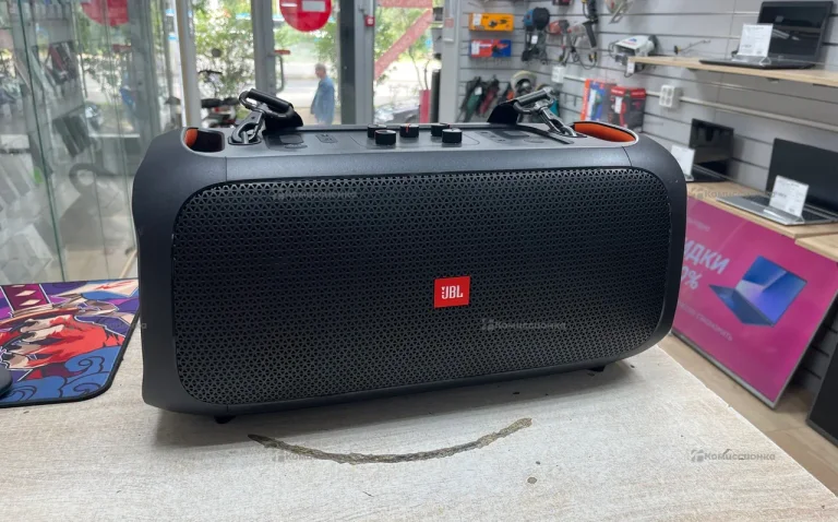 Колонка  JBL Partybox