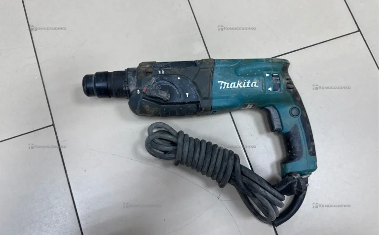 Перфоратор Makita HR2470